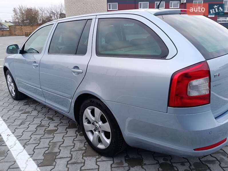 Универсал Skoda Octavia 2009 в Дубно