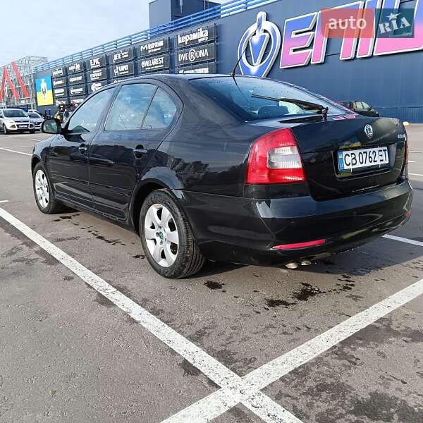 Лифтбек Skoda Octavia 2008 в Чернигове