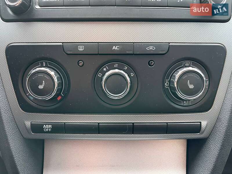 Лифтбек Skoda Octavia 2012 в Киеве фото 22 Лифтбек Skoda Octavia 2012 в Киеве