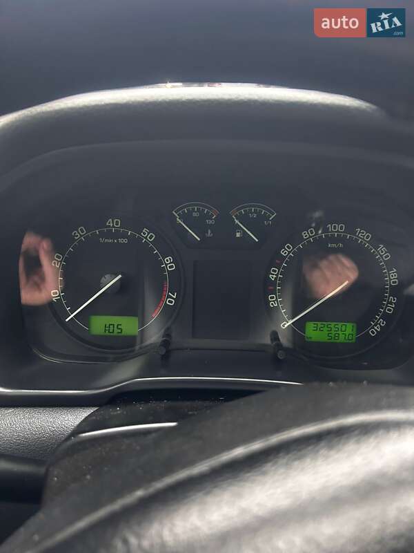 Ліфтбек Skoda Octavia 2006 в Харкові