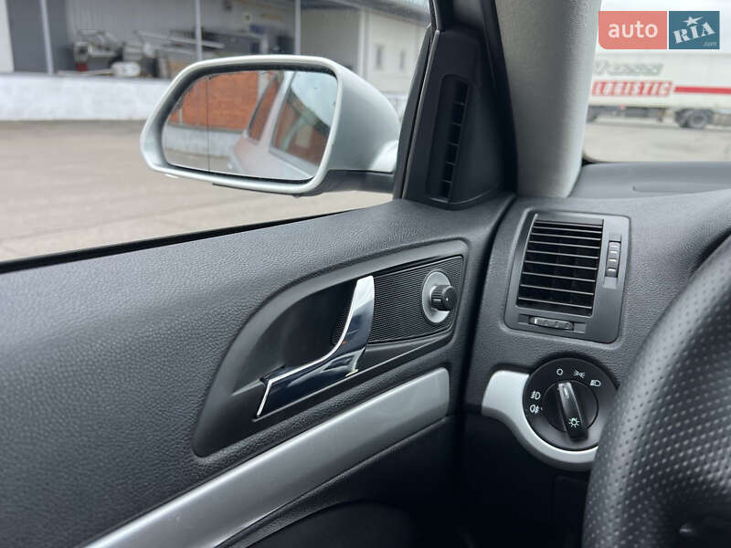 Універсал Skoda Octavia 2005 в Мукачевому