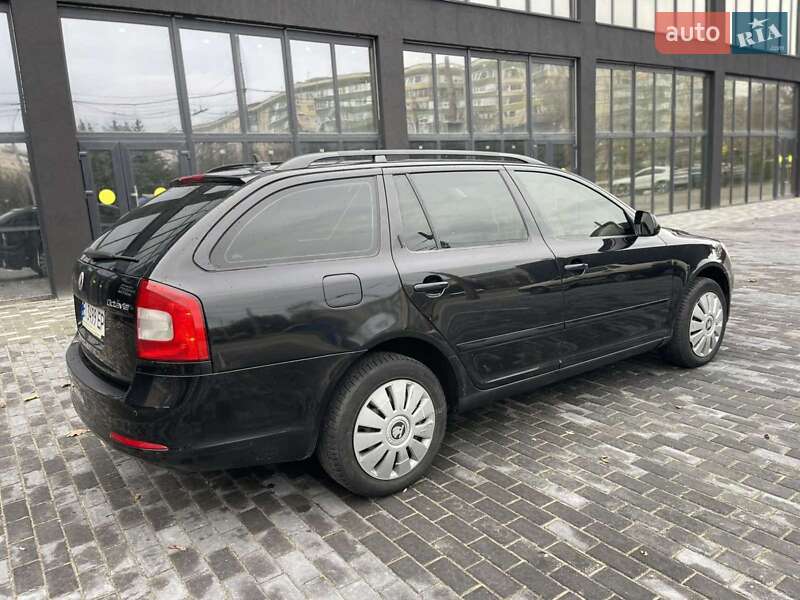 Універсал Skoda Octavia 2009 в Полтаві