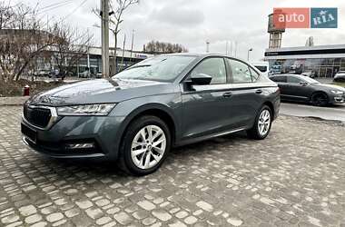Лифтбек Skoda Octavia 2021 в Днепре