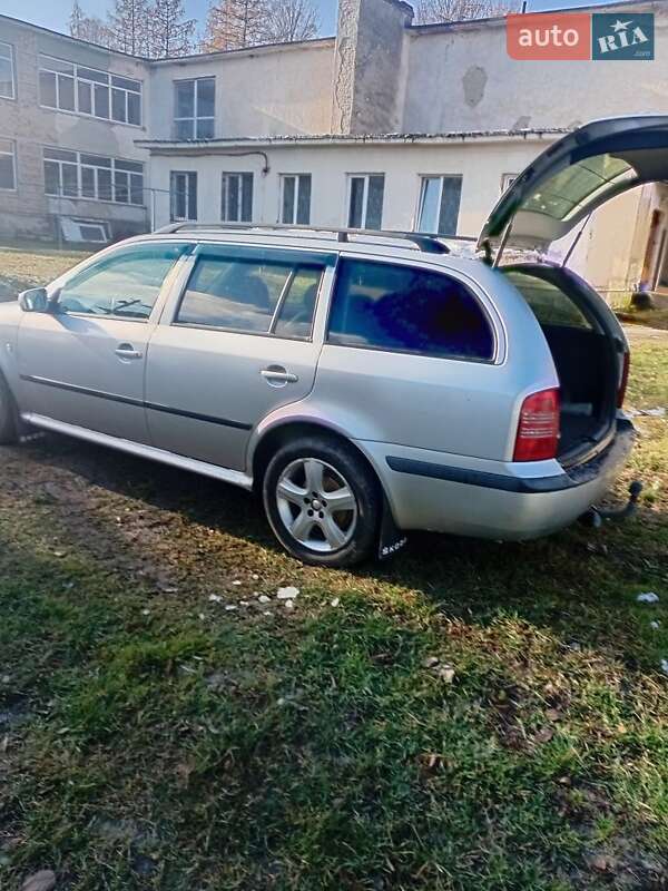 Універсал Skoda Octavia 2004 в Збаражі