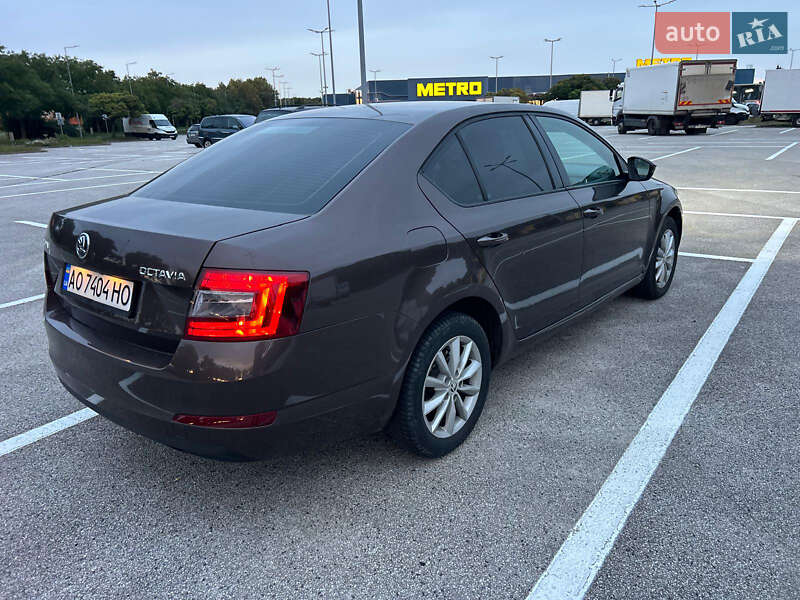 Ліфтбек Skoda Octavia 2014 в Сваляві