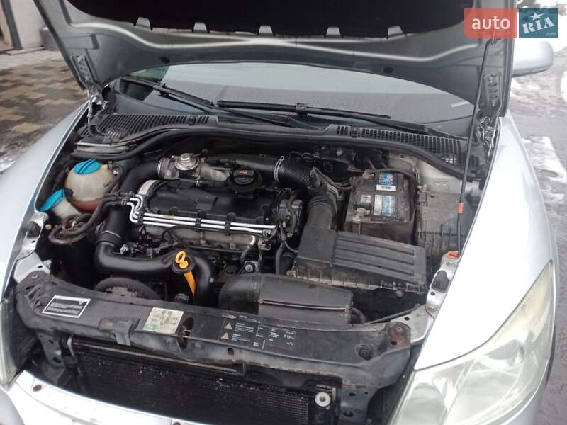 Універсал Skoda Octavia 2009 в Луцьку