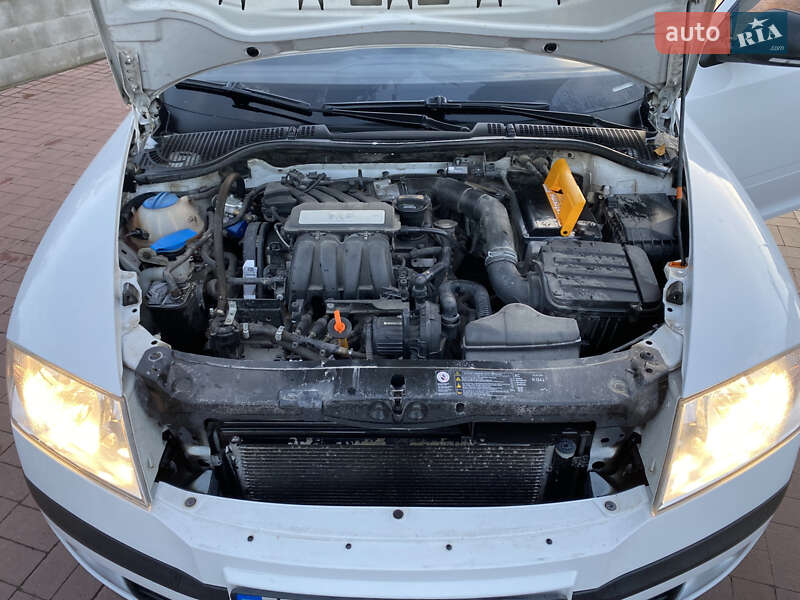 Лифтбек Skoda Octavia 2010 в Ровно