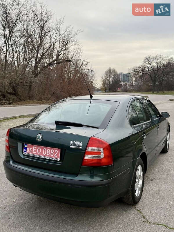 Лифтбек Skoda Octavia 2007 в Днепре