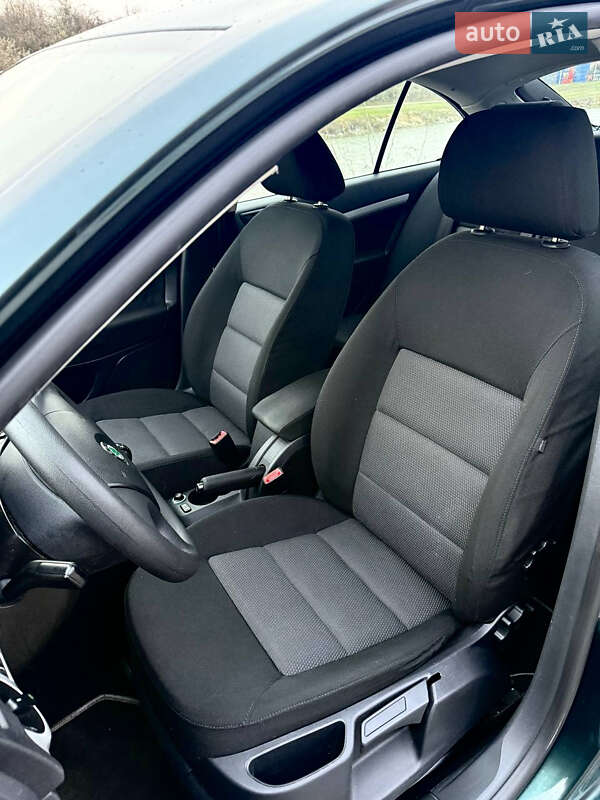 Лифтбек Skoda Octavia 2007 в Днепре