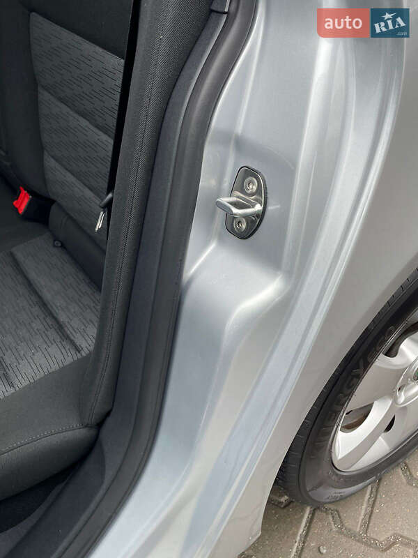 Універсал Skoda Octavia 2010 в Вінниці