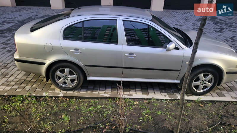 Skoda Octavia 2002