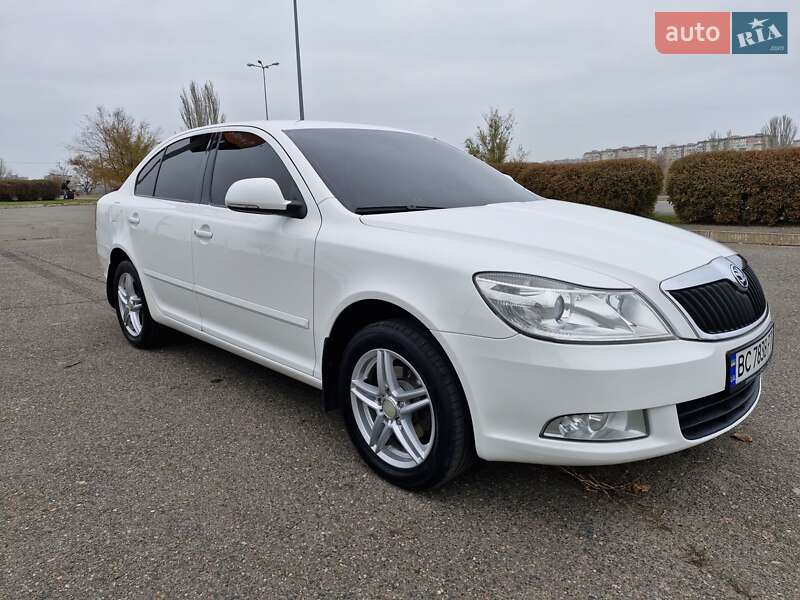 Ліфтбек Skoda Octavia 2010 в Кривому Розі