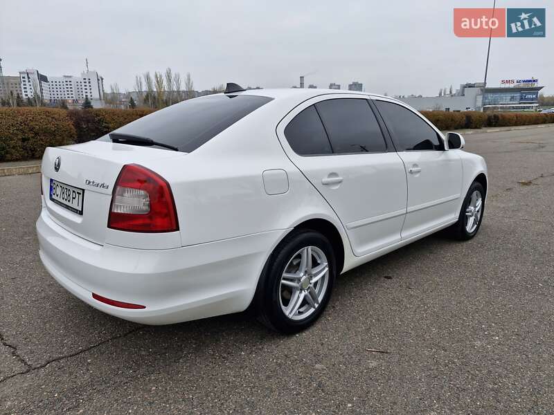 Ліфтбек Skoda Octavia 2010 в Кривому Розі