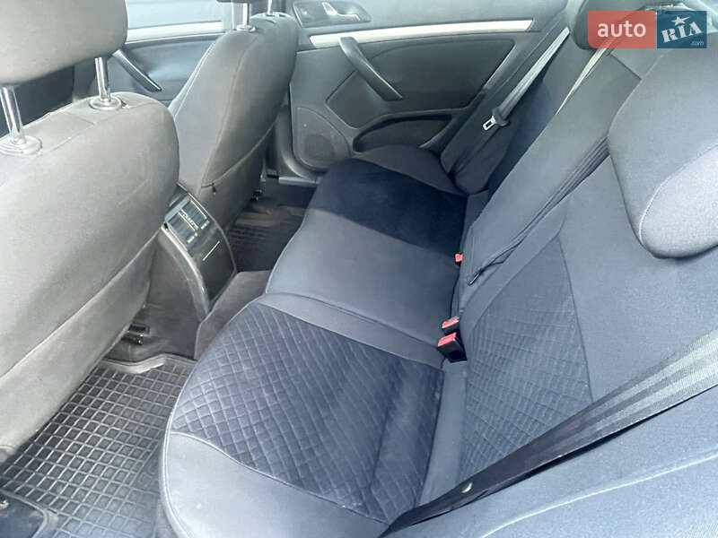 Лифтбек Skoda Octavia 2011 в Черкассах