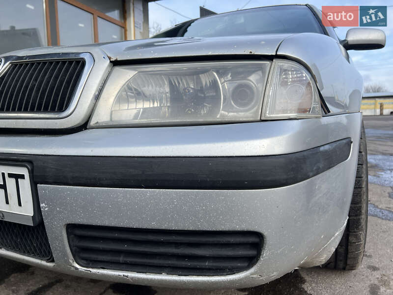 Лифтбек Skoda Octavia 2000 в Ярмолинцах