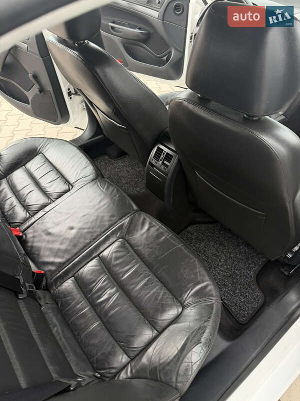 Ліфтбек Skoda Octavia 2009 в Лубнах