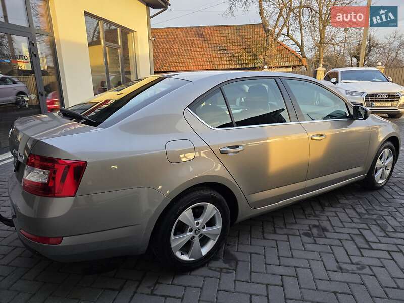 Ліфтбек Skoda Octavia 2015 в Коломиї