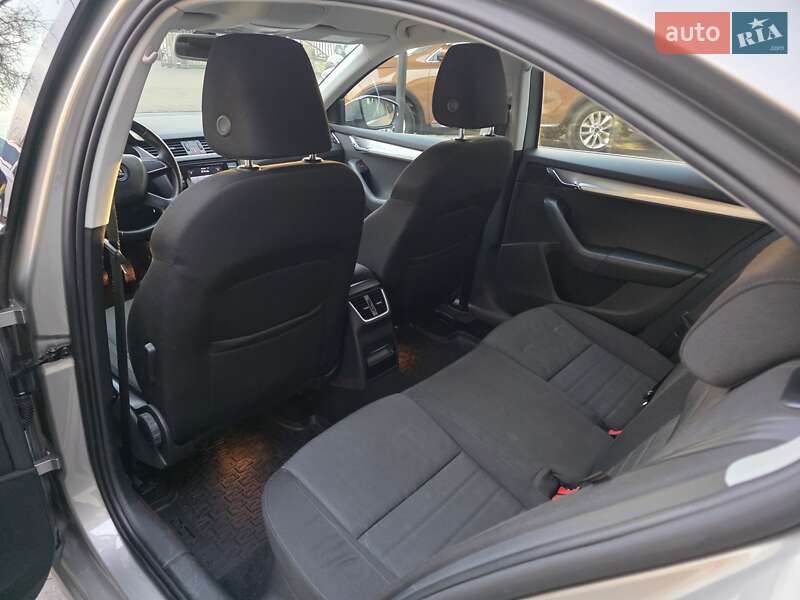 Ліфтбек Skoda Octavia 2015 в Коломиї