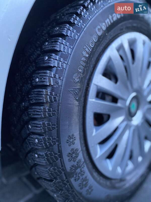 Лифтбек Skoda Octavia 2006 в Николаеве