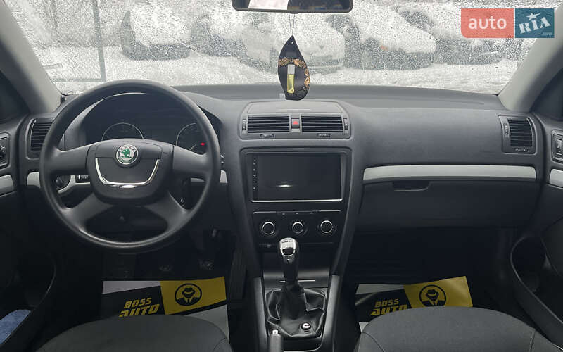 Лифтбек Skoda Octavia 2012 в Стрые