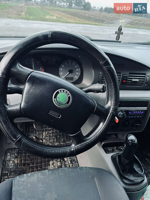 Ліфтбек Skoda Octavia 1998 в Іваничах