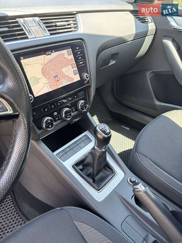 Ліфтбек Skoda Octavia 2018 в Великих Мостах