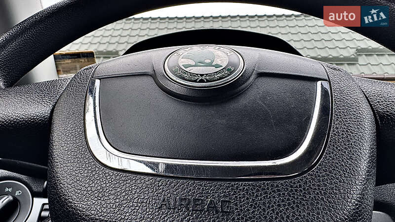 Универсал Skoda Octavia 2010 в Хороле