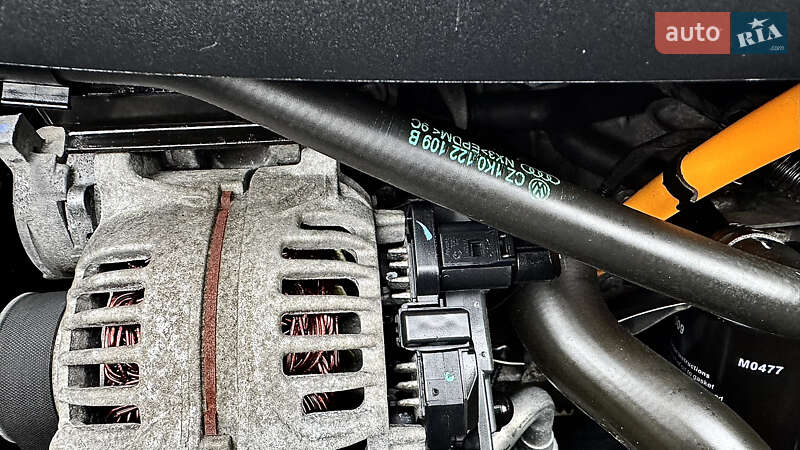 Универсал Skoda Octavia 2010 в Хороле