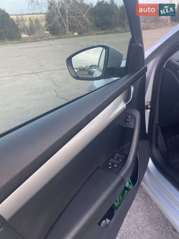 Ліфтбек Skoda Octavia 2019 в Дніпрі