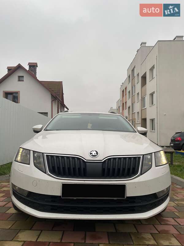 Універсал Skoda Octavia 2017 в Кам'янському