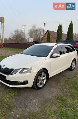 Универсал Skoda Octavia 2017 в Каменском