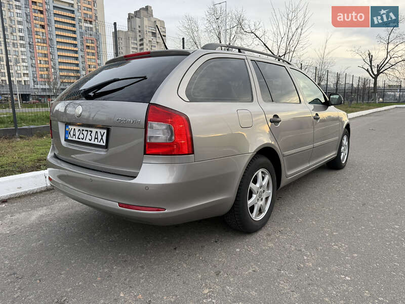 Универсал Skoda Octavia 2010 в Киеве