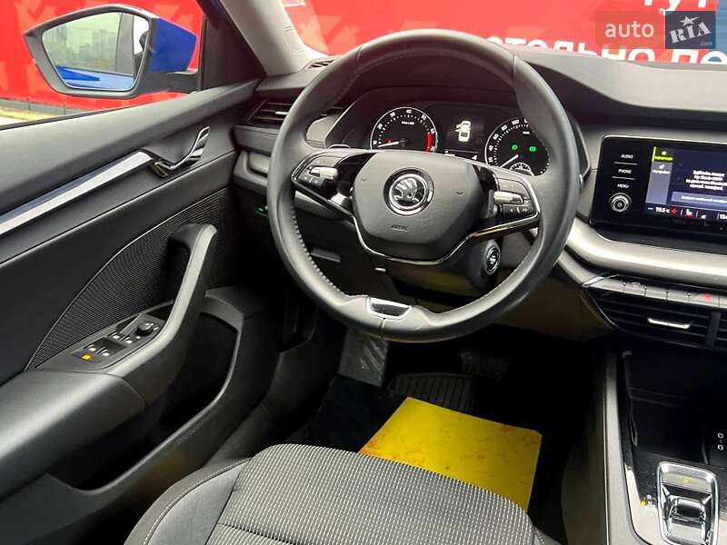 Лифтбек Skoda Octavia 2021 в Киеве
