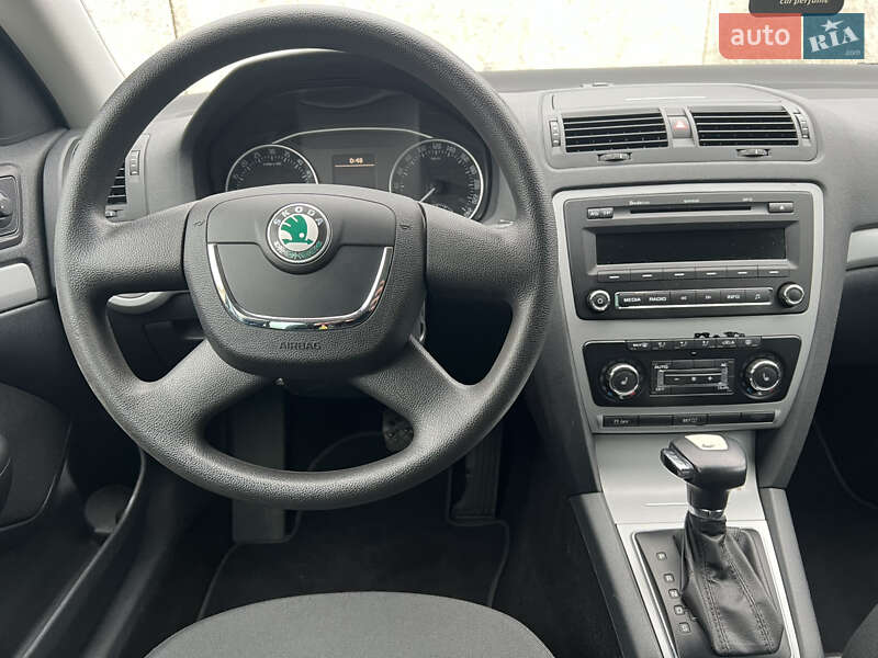 Универсал Skoda Octavia 2013 в Киеве фото 15 Универсал Skoda Octavia 2013 в Киеве