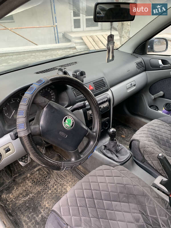 Ліфтбек Skoda Octavia 1999 в Івано-Франківську