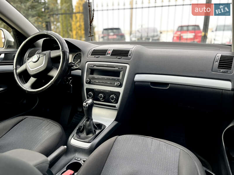 Лифтбек Skoda Octavia 2011 в Дрогобыче фото 27 Лифтбек Skoda Octavia 2011 в Дрогобыче