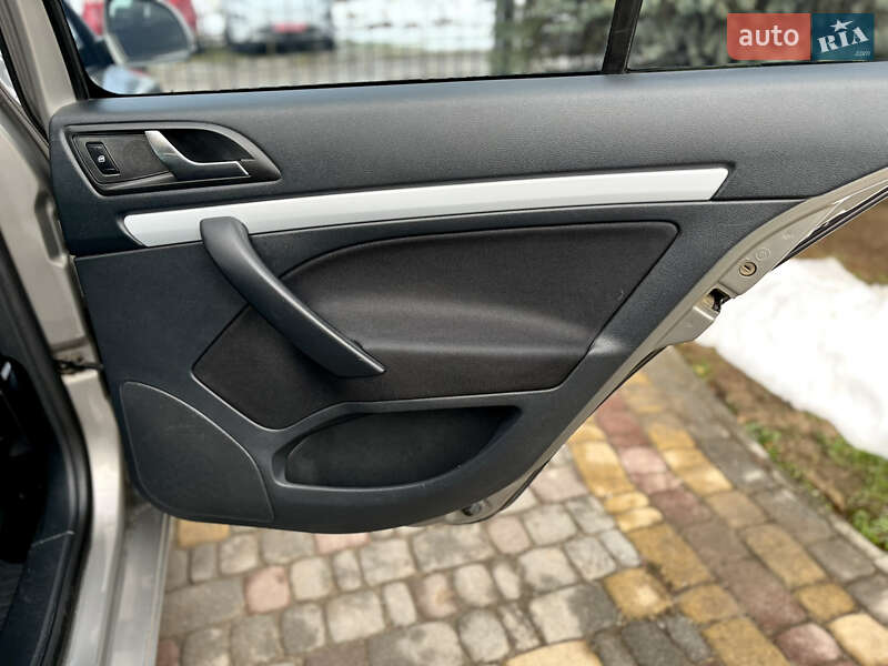 Лифтбек Skoda Octavia 2011 в Дрогобыче фото 52 Лифтбек Skoda Octavia 2011 в Дрогобыче