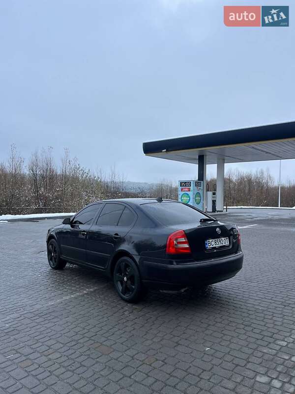 Лифтбек Skoda Octavia 2005 в Львове