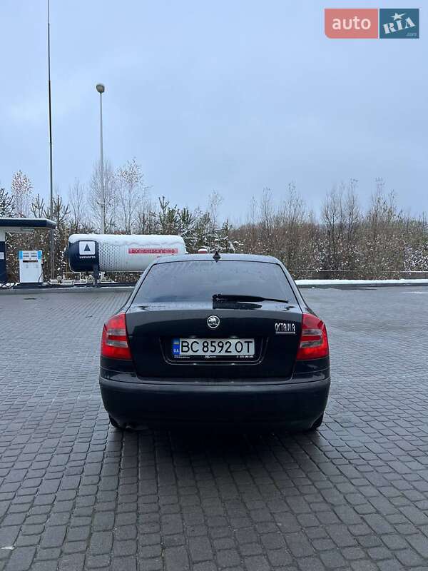 Лифтбек Skoda Octavia 2005 в Львове