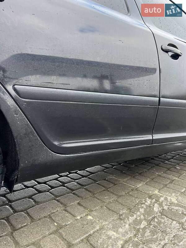 Лифтбек Skoda Octavia 2005 в Львове