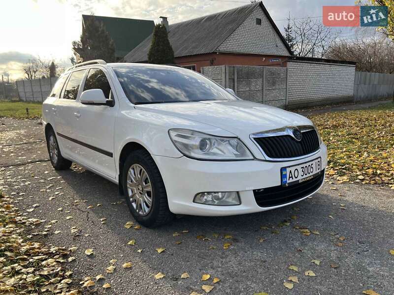 Універсал Skoda Octavia 2012 в Харкові