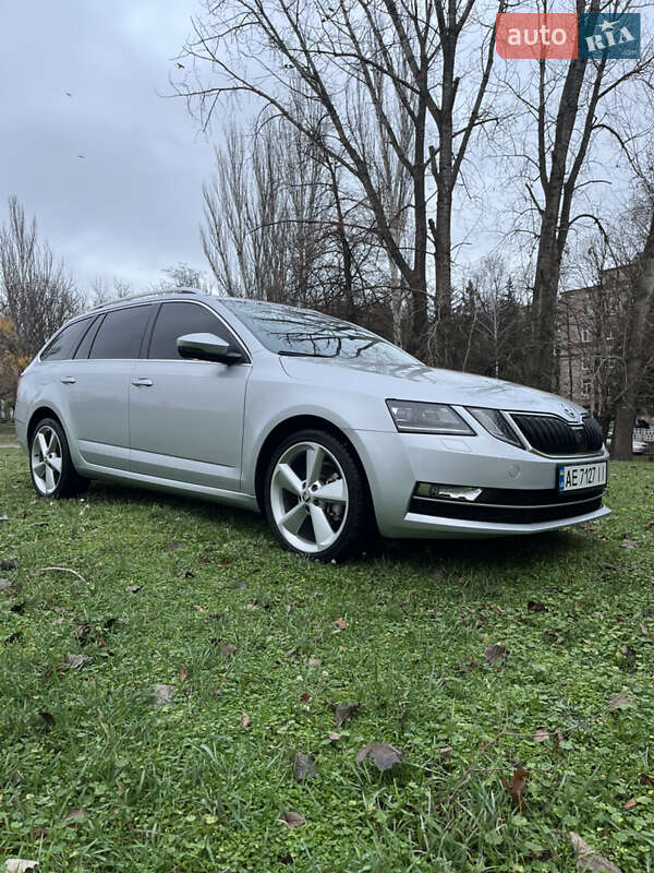Универсал Skoda Octavia 2018 в Кривом Роге фото 4 Универсал Skoda Octavia 2018 в Кривом Роге