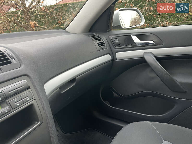 Ліфтбек Skoda Octavia 2008 в Виноградові фото 42 Ліфтбек Skoda Octavia 2008 в Виноградові
