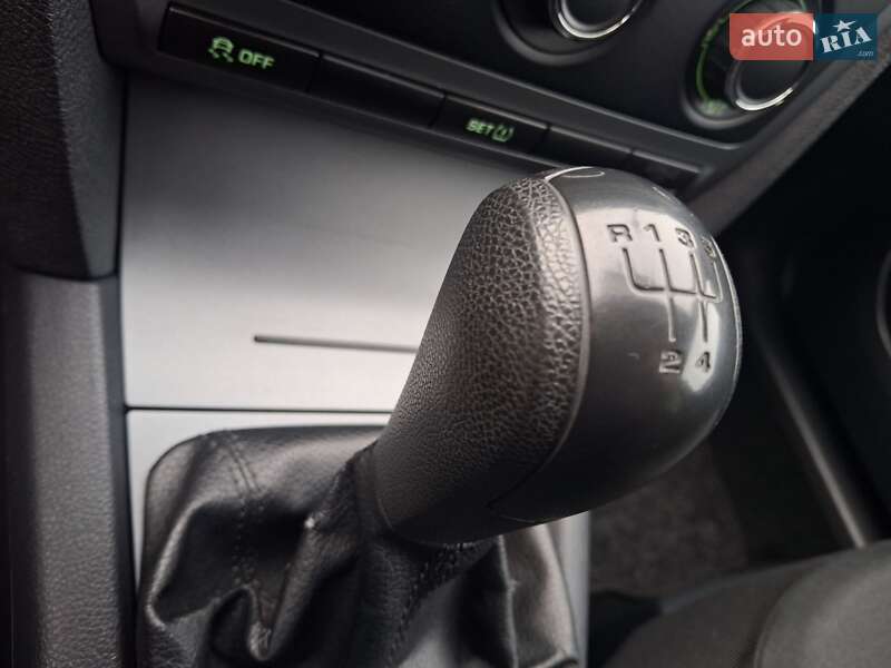 Універсал Skoda Octavia 2011 в Лубнах