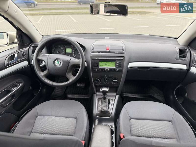 Ліфтбек Skoda Octavia 2005 в Львові