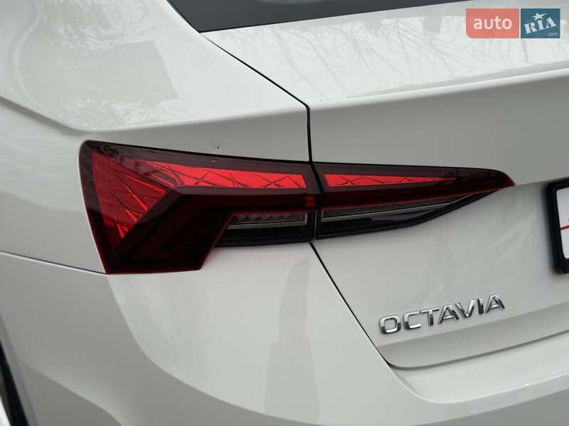 Ліфтбек Skoda Octavia 2022 в Києві