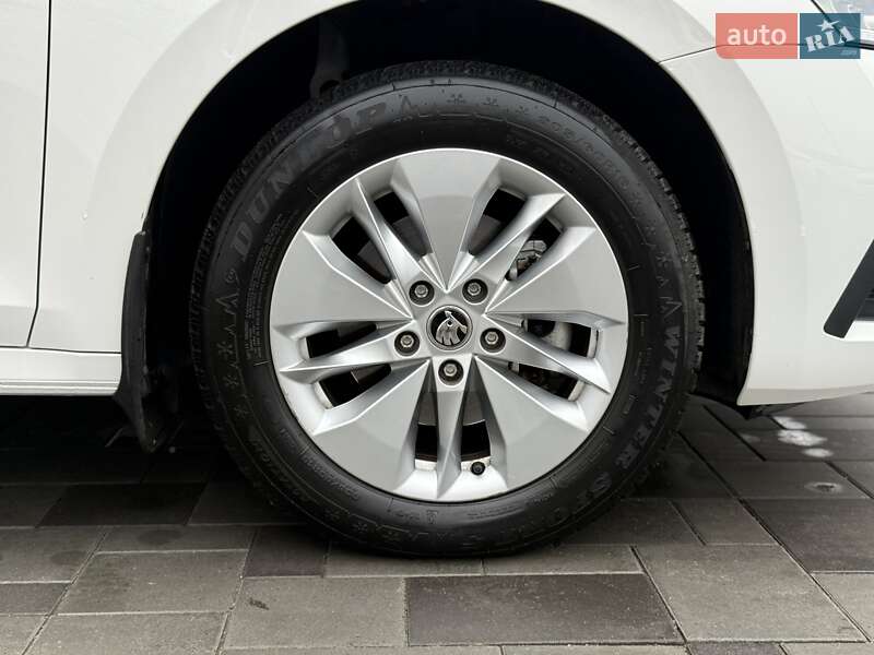 Ліфтбек Skoda Octavia 2022 в Києві