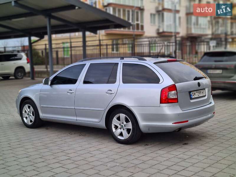Універсал Skoda Octavia 2013 в Житомирі