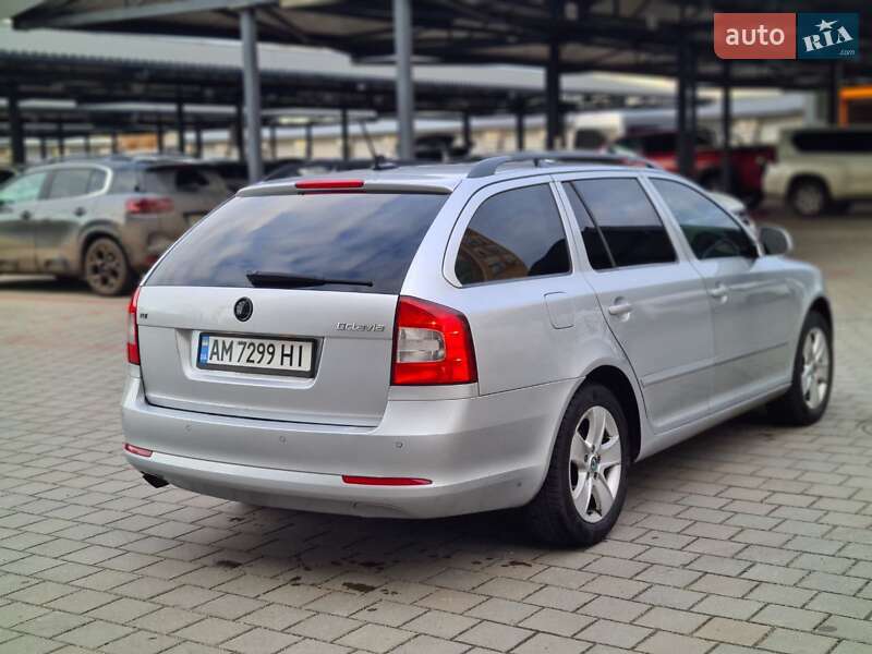 Універсал Skoda Octavia 2013 в Житомирі