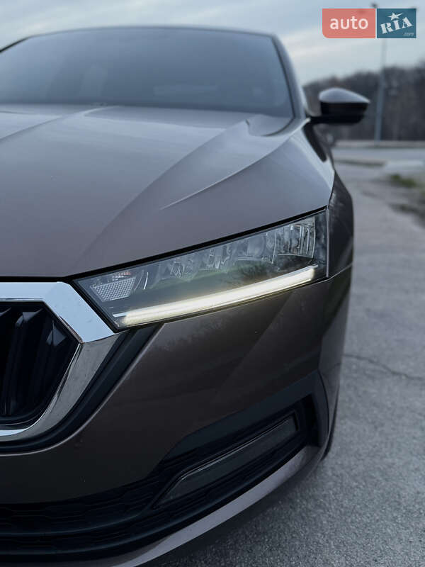 Лифтбек Skoda Octavia 2020 в Днепре